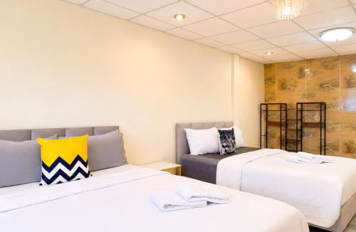 Bang Na Villa | Spacious 3BR Townhouse w Rooftop Near BTS