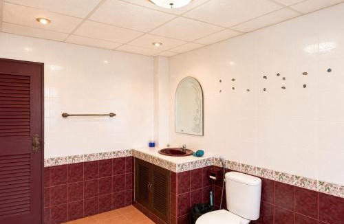 Bang Na Villa | Spacious 3BR Townhouse w Rooftop Near BTS
