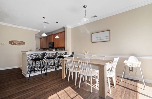 Northeast Virginia Beach House | Spacious 3BR townhome. 1 mile to the Oceanfront & The Dome