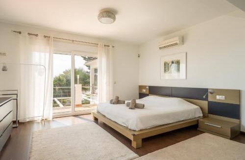 Torreblanca Villa | Spacious 3BR Villa with Pool and Sea Views