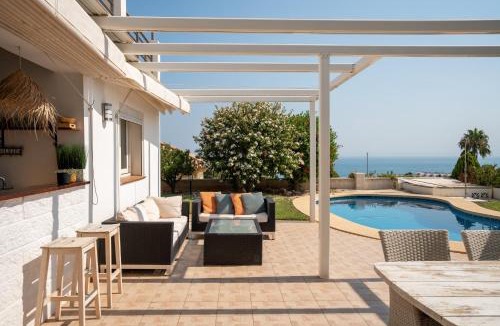 Torreblanca Villa | Spacious 3BR Villa with Pool and Sea Views