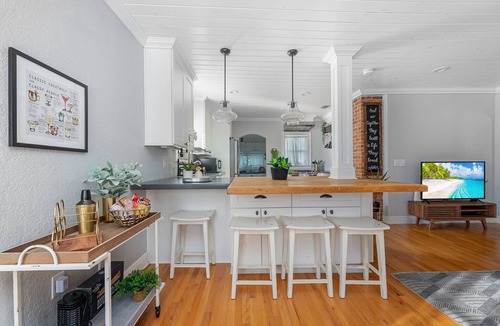 College Park House | Spacious 3BR w/MIL suite & backyard