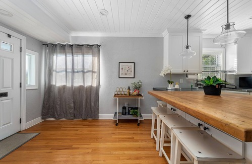 College Park House | Spacious 3BR w/MIL suite & backyard