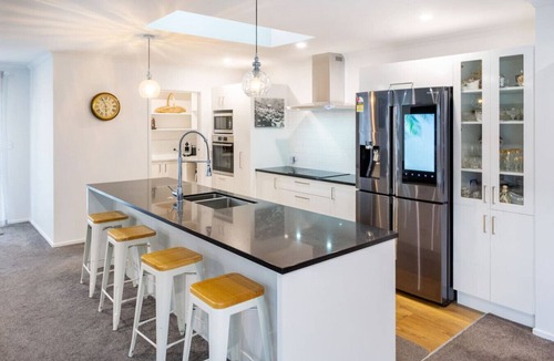 Lincoln House | Spacious 3BR with 2 carpark