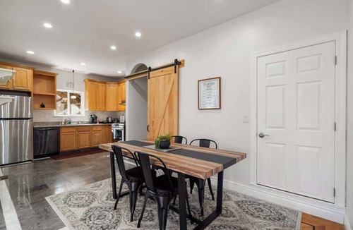 Silver Terrace House | Spacious 3BR1.5 Bath 2nd Floor in San Francisco