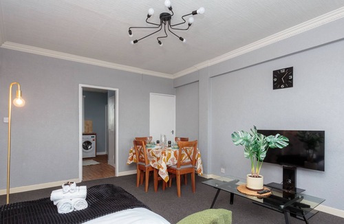 Gorgie Apartment | Spacious 3DB 15 from city centre Free Parking