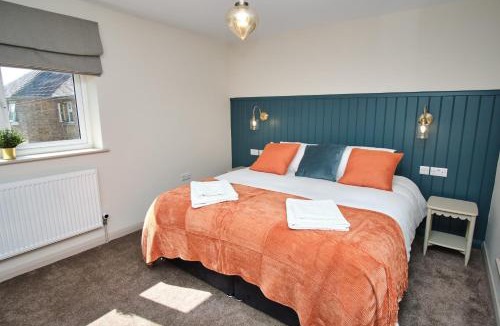 Loughborough House | Spacious 4 Bed House Sleeps 6 Parking Garden in Loughborough