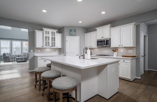 Frankford House | Spacious 4 bed, 3.5 bath townhome located in Ocean View Beach Club; community pool, fitness center, shuttle, playground, sauna, Free WIFI