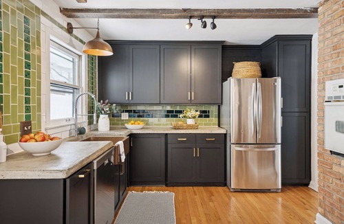 Edina House | Spacious 4 bed, 3 bath home near Minneapolis