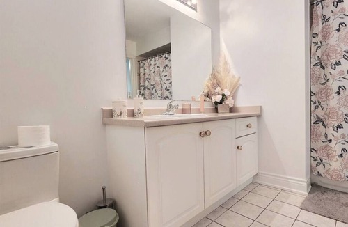Brampton House | Spacious 4-Bed Home in Brampton! Perfect for Large Familiesn