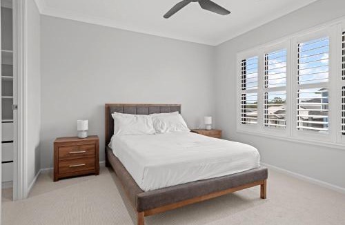 Griffin House | Spacious 4 Bed Home with Pool & Garden
