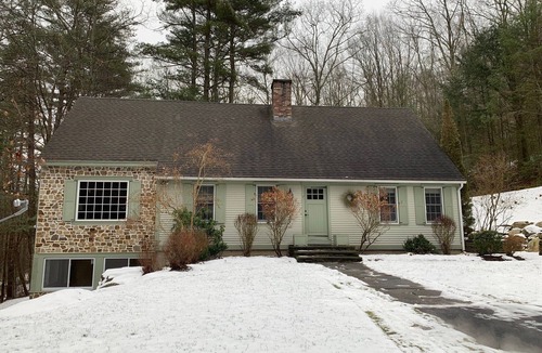 New Marlborough House | Spacious 4-bedroom house in peaceful Southfield with AC, WiFi and more!