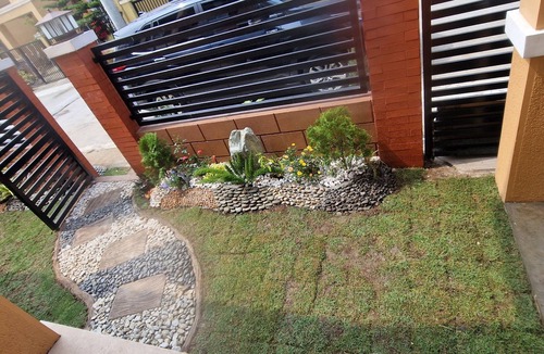 Silang House | Spacious 4-bedroom house with AC in gorgeous Silang