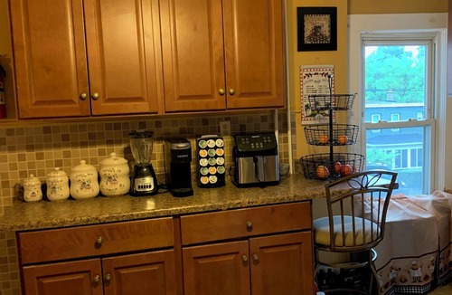 Catskill Apartment | Spacious 4-bedroom apartment in cool Catskill with AC