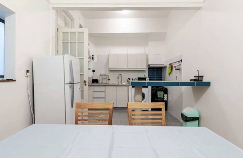 El Centro Apartment | Spacious 4-bedroom apartment with AC and WiFi in vibrant center Buenos Aires