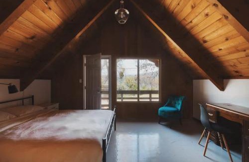 Dunlap House | Spacious 4-bedroom cabin on secluded private land