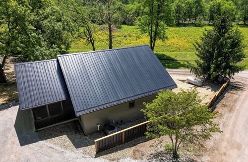 Marshall House | Spacious 4-bedroom cottage near Turkey Run State Park