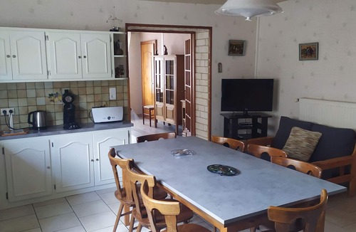 Repaix Cottage | Spacious 4-Bedroom Cottage with Garden near Vosges and Center Parcs