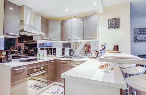 Biscarrosse House | Spacious 4-Bedroom House in Biscarrosse with WiFi, A/C, Terrace & Parking, Pet-Friendly