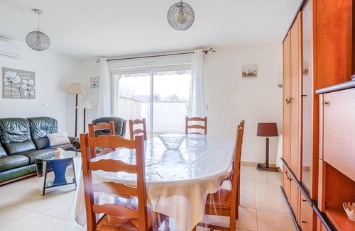 Biscarrosse House | Spacious 4-Bedroom House in Biscarrosse with WiFi, A/C, Terrace & Parking, Pet-Friendly