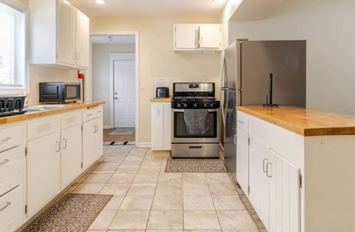 Rochester House | Spacious 4-bedroom house in welcoming Rochester with AC, WiFi Near Hospitals