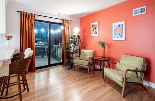 Fairway House | Spacious 4-bedroom house in tranquil Fairway with AC and fitness room