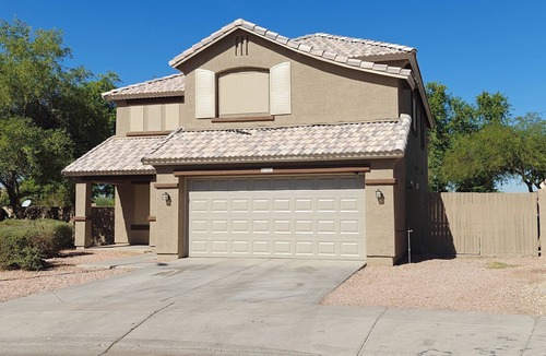 Tuscano House | Spacious 4-bedroom house in Phoenix with WiFi, AC 2 story