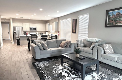 Laveen Village House | Spacious 4-bedroom house in beautiful Phoenix near Downtown with A/C