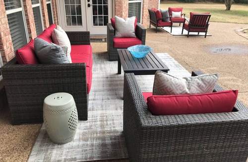 Lake Dallas House | Spacious 4-bedroom house on 3 Acres in fabulous Lake Dallas with AC & WiFi