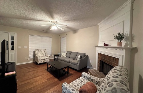 Greer House | Spacious 4-bedroom house in Greer