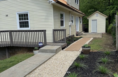Matewan House | Spacious 4-bedroom house with all the extra amenities you’re looking for!