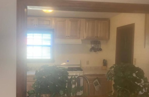 Mobile House | Spacious 4-bedroom house in welcoming Mobile with AC