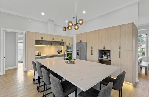 Palm River Estates House | Spacious 4-bedroom house in charming Naples with WiFi and AC