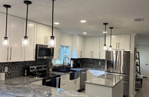 Fellowship House | Spacious 4-bedroom house in lovely Ocala located on horse farm