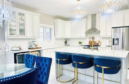 Welland House | Spacious 4-Bedroom Retreat next to Welland Waterpark – Perfect for Families!"