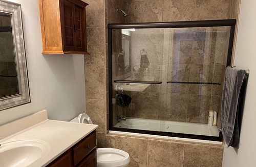 Johnson City House | Spacious 4 bedroom condo with excellent views!