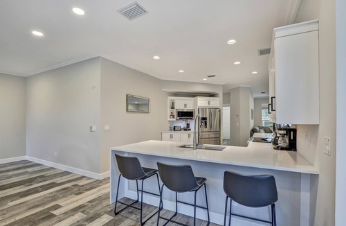 Westminster House | Spacious 4-bedroom house with private pool in golf course community