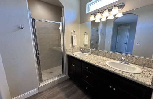 Merced House | Spacious 4BD 2BA- Home Near UC Merced