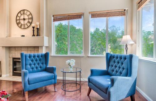Sonoma House | Spacious 4BD 3BA with hot tub, fire pit, and wraparound deck