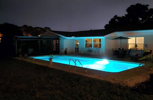 Crooked Creek House | Spacious 4bed/2bath home in Sarasota w/pool 5 miles from Siesta Key Beach!