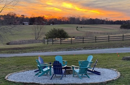 Spencer Cabin | Spacious 4BR/3BA Cabin w/Stunning Views – Near Fall Creek Falls!