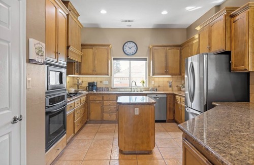 Greenacres House | Spacious 4BR 3BA Home KING Suite Pool Sleeps 8