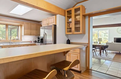 Hendersonville House | Spacious 4BR Compound w 2 Cottages Near Trails