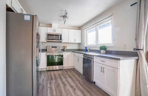 SeaTac House | Spacious 4BR Home - 5 min to SeaTac Airport