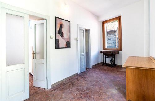 Careno Villa | Spacious 4BR Home with Lake View