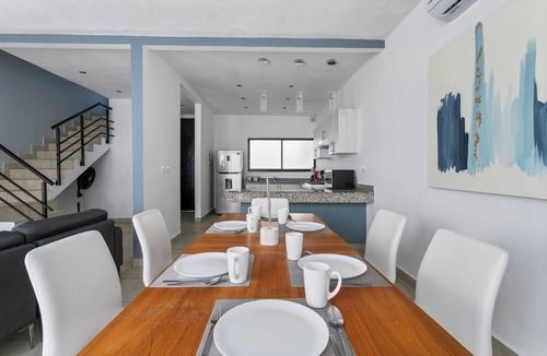 Jacinto Pat House | Spacious 4BR House/3 Floors/Terraces & great Views