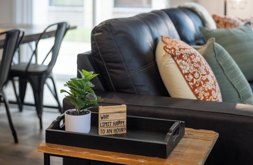 Spring Green Apartment | Spacious 4BR Retreat in Spring Green Near APT & River