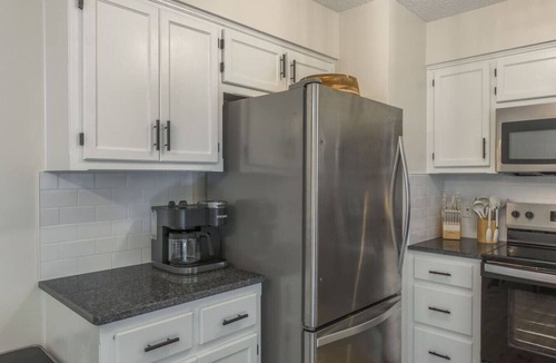 Pleasant Valley House | Spacious 4BR World Cup Home Private Garage