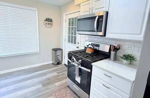 Franklin Park House | Spacious 5 Bed 2 bath House