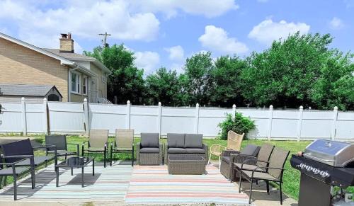 Franklin Park House | Spacious 5 Bed 2 bath House